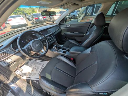 Used 2018 Kia Optima S w/ Panoramic Sunroof Package FWD image 18
