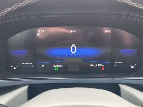 New 2024 Volkswagen Taos SE image 11