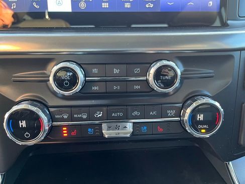 Used 2021 Ford F150 Lariat image 14