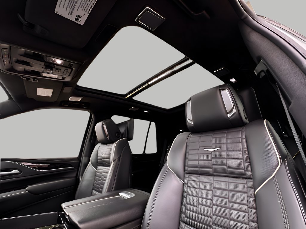 Used 2024 Cadillac Escalade V AWD/4WD image 19