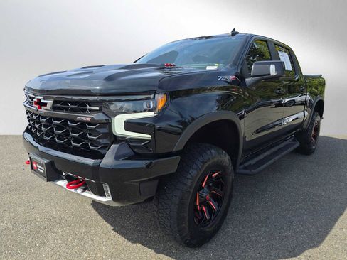 Used 2022 Chevrolet Silverado 1500 ZR2 w/ Technology Package AWD/4WD image 7