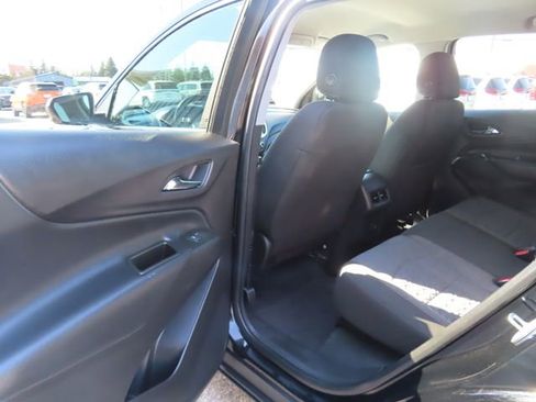 Used 2023 Chevrolet Equinox LT FWD image 21