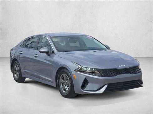 Used 2022 Kia K5 LXS FWD image 3