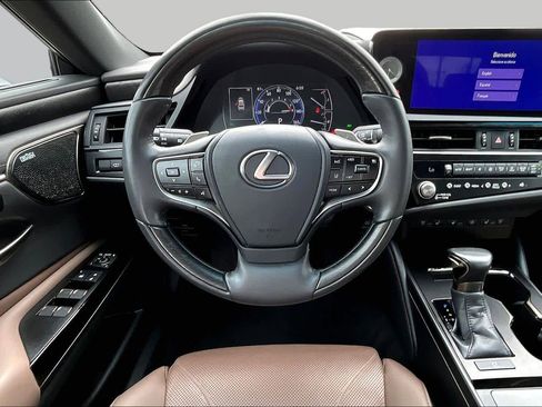 Used 2023 Lexus ES 350 Ultra Luxury w/ Accessory Package (Z2) FWD image 8