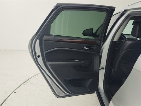 Used 2012 Cadillac SRX Luxury image 22