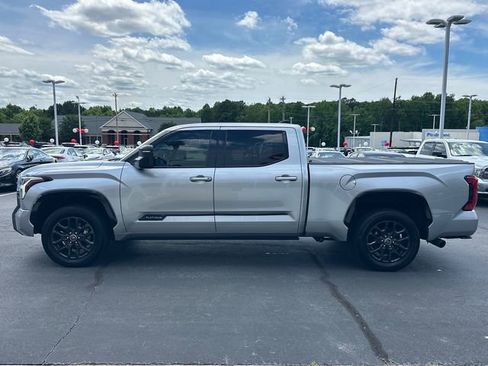 Used 2023 Toyota Tundra Platinum AWD/4WD image 6