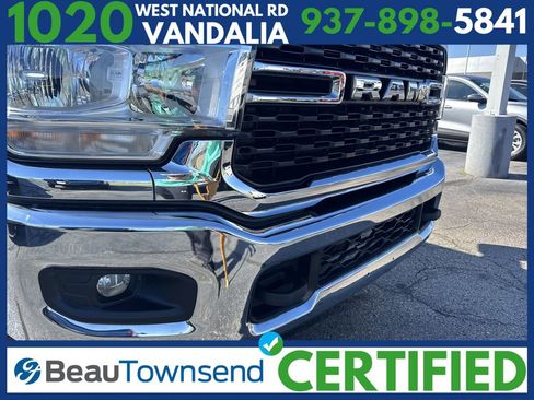 Used 2024 RAM 2500 Big Horn w/ Bed Utility Group image 10