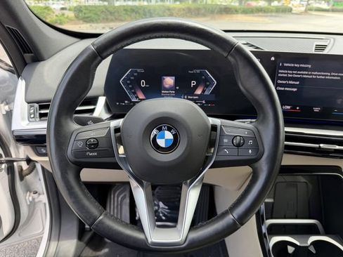 Used 2023 BMW X1 xDrive28i w/ Convenience Package AWD/4WD image 16