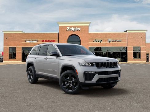 New 2026 Jeep Grand Cherokee Limited w/ Limited Altitude Package AWD/4WD image 5