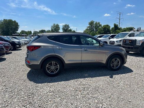 Used 2018 Hyundai Santa Fe Sport w/ 2.4L Value Package 02 FWD image 5
