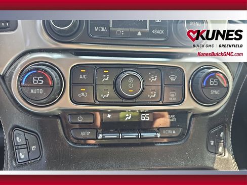Used 2016 Chevrolet Suburban LTZ AWD/4WD image 22