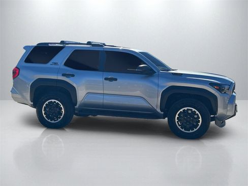 Used 2025 Toyota 4Runner TRD Off-Road Premium image 4