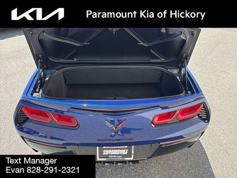 Used 2019 Chevrolet Corvette Stingray Convertible w/ Carbon Flash Badge Package RWD image 17