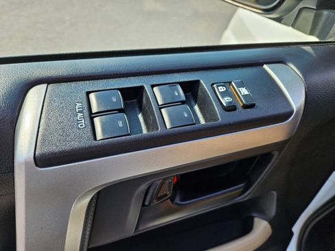 Used 2012 Toyota 4Runner Limited AWD/4WD image 20
