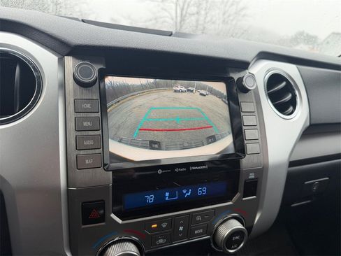 Used 2020 Toyota Tundra SR5 w/ TRD Off-Road Package image 18