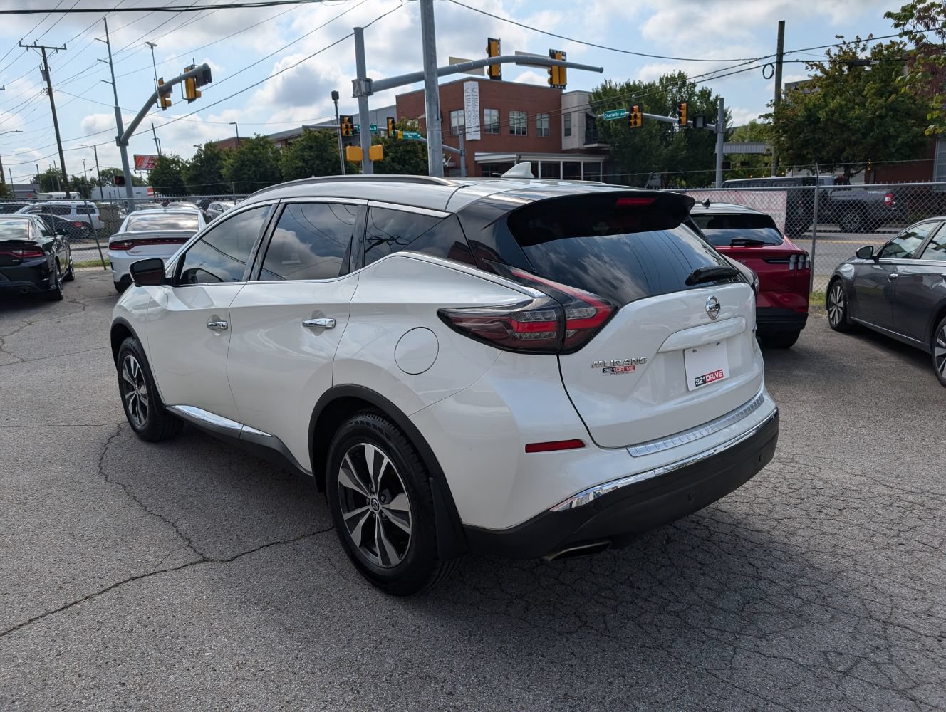 Used 2019 Nissan Murano SV w/ Premium Package AWD/4WD image 8