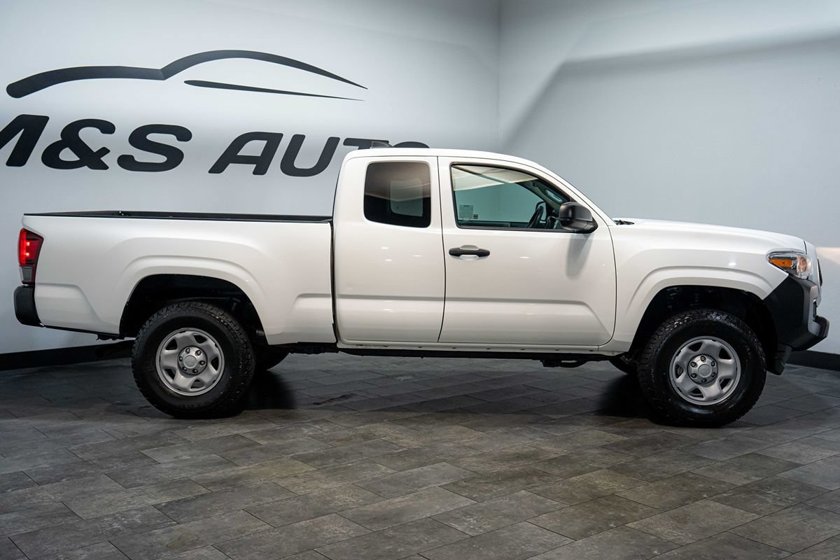 Used 2021 Toyota Tacoma SR AWD/4WD image 17