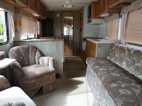 Used 1988 Ford E-350 and Econoline 350 RWD image 14