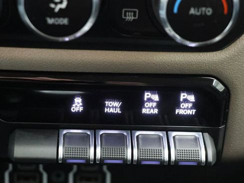 Used 2021 RAM 1500 Laramie RWD image 29