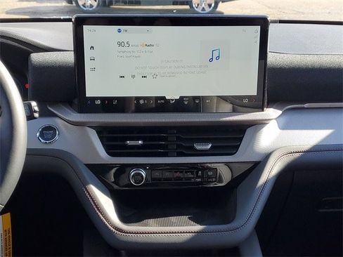 New 2026 Ford Explorer Active image 35