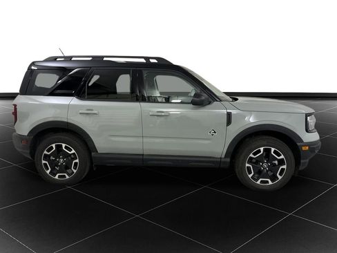 Used 2024 Ford Bronco Sport Outer Banks w/ Tech Package image 6