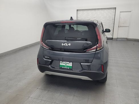 Used 2025 Kia Soul S FWD image 7