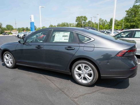 New 2025 Honda Accord LX image 4