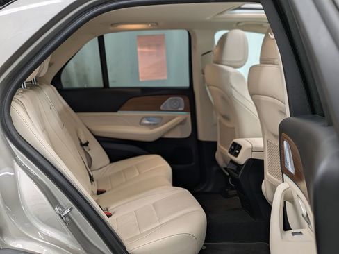 Used 2021 Mercedes-Benz GLE 350 4MATIC image 29