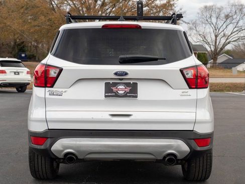 Used 2019 Ford Escape SE image 34