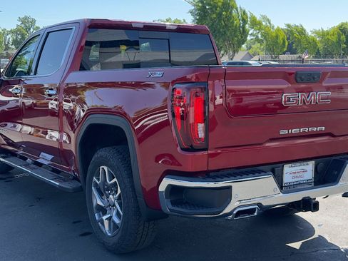 New 2026 GMC Sierra 1500 SLT AWD/4WD image 7