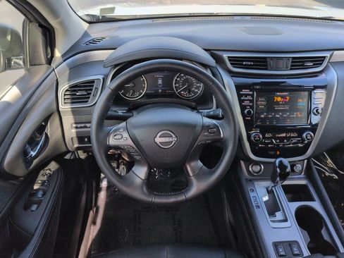 Used 2024 Nissan Murano SV w/ SV Midnight Edition Package FWD image 16