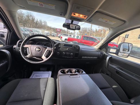 Used 2013 Chevrolet Silverado 2500 LT w/ Convenience Package image 11