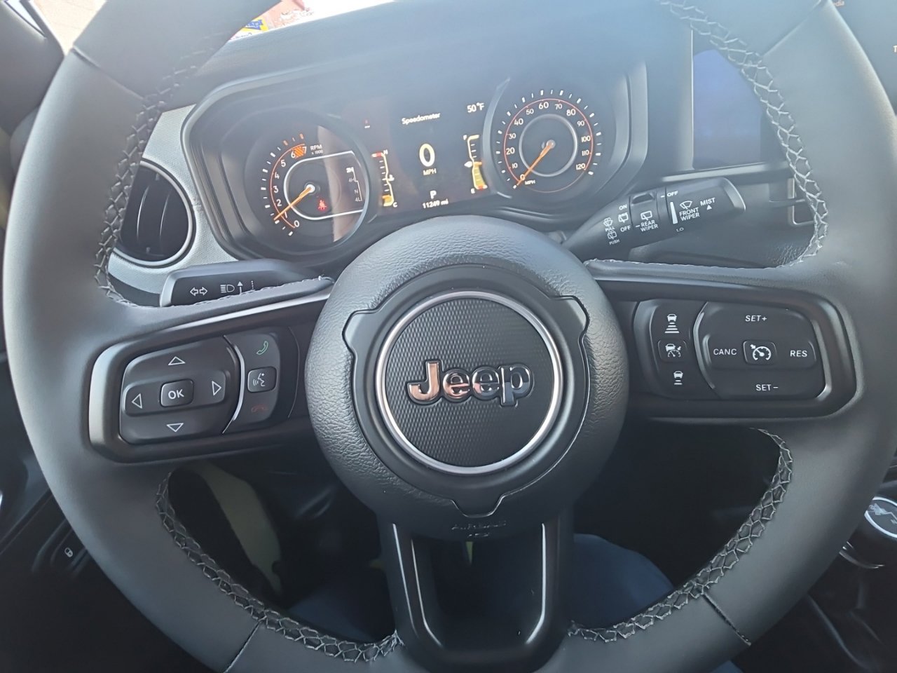 Used 2025 Jeep Wrangler Sport AWD/4WD image 38