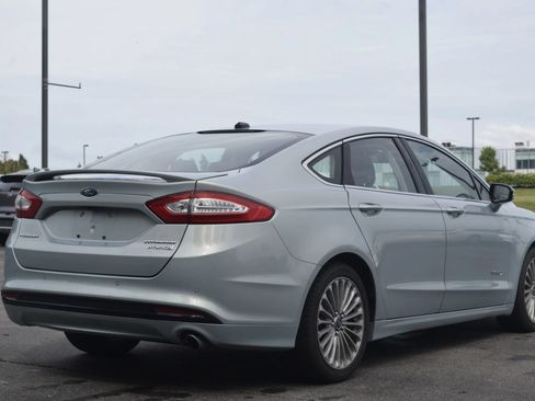 Used 2013 Ford Fusion Titanium w/ Titanium Driver Assist Pkg FWD image 3