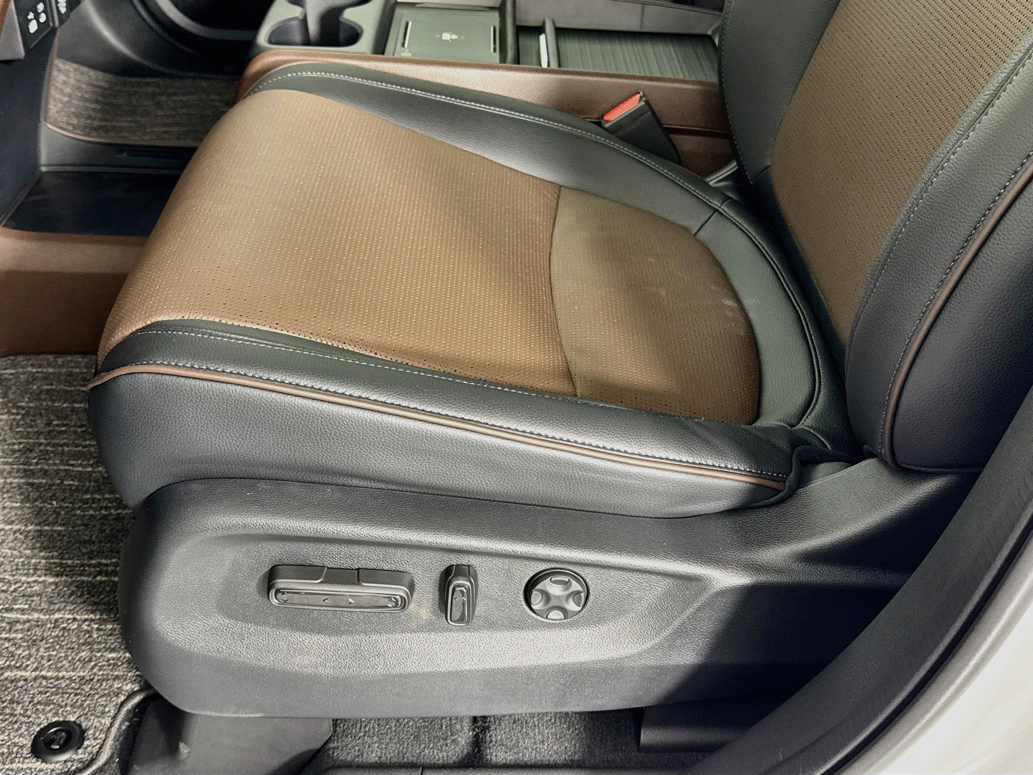 New 2027 Honda Odyssey Elite image 19