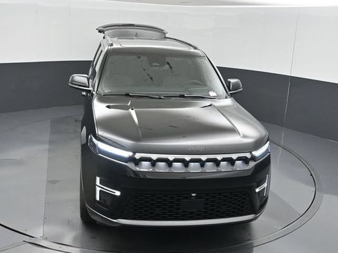 New 2026 Jeep Grand Wagoneer Summit AWD/4WD image 47