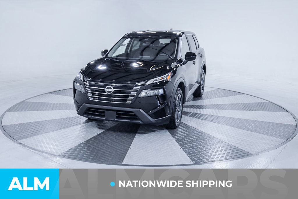 Used 2024 Nissan Rogue SV FWD image 2