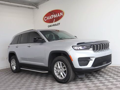Used 2025 Jeep Grand Cherokee Laredo X w/ Trailer Tow Package RWD image 1