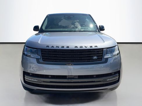 New 2026 Land Rover Range Rover SE image 8