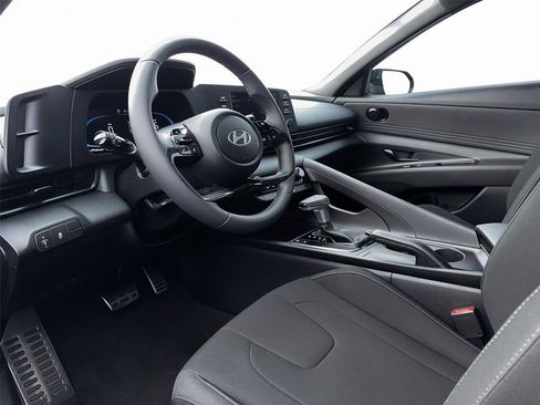 New 2026 Hyundai Elantra Sport FWD image 14