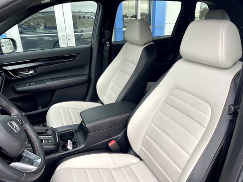 Used 2023 Honda CR-V Sport Touring image 12