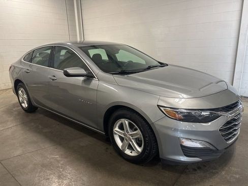 Used 2023 Chevrolet Malibu LS w/ Driver Confidence Package FWD image 3