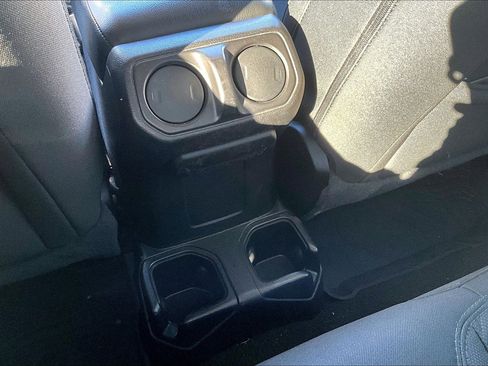 Used 2021 Jeep Wrangler Willys image 10