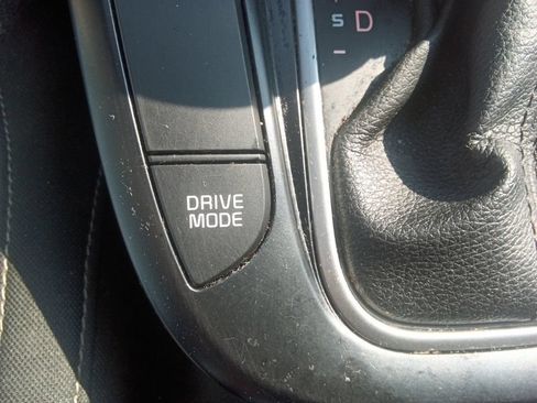 Used 2020 Kia Soul S FWD image 29