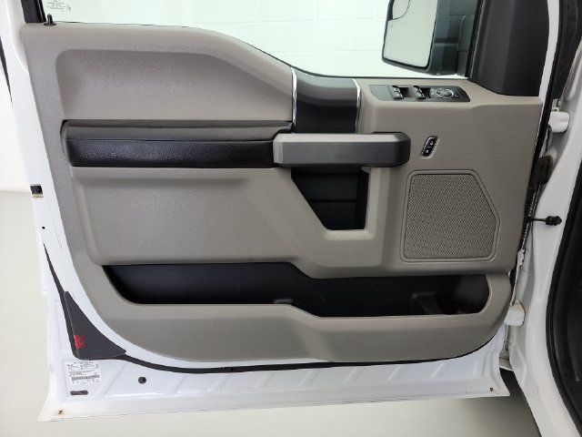 Used 2015 Ford F150 XLT w/ Equipment Group 301A Mid AWD/4WD image 18