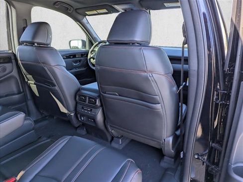 New 2025 Honda Pilot TrailSport image 30