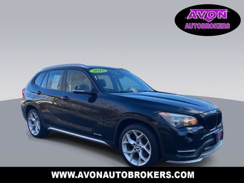 Used 2015 BMW X1 sDrive28i image 1