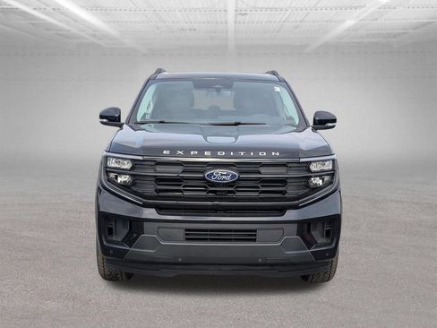 New 2026 Ford Expedition Active AWD/4WD image 8