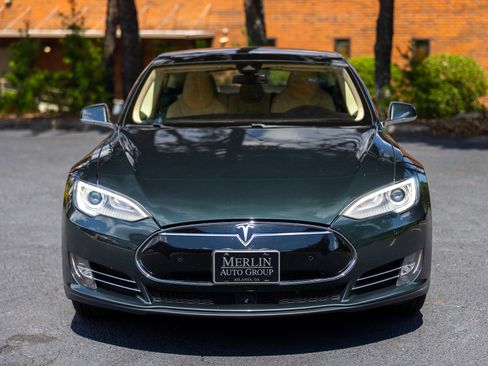 Used 2014 Tesla Model S 85 image 2
