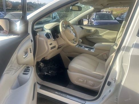 Used 2018 Nissan Murano SL w/ Moonroof Package image 9